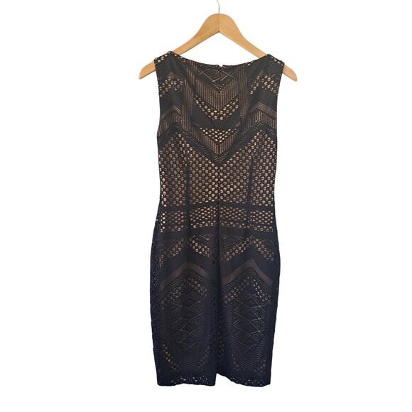 CACHE Black Lace Stretch Pencil Dress Size 6 Sleeveless Cocktail Party - Picture 8 of 8